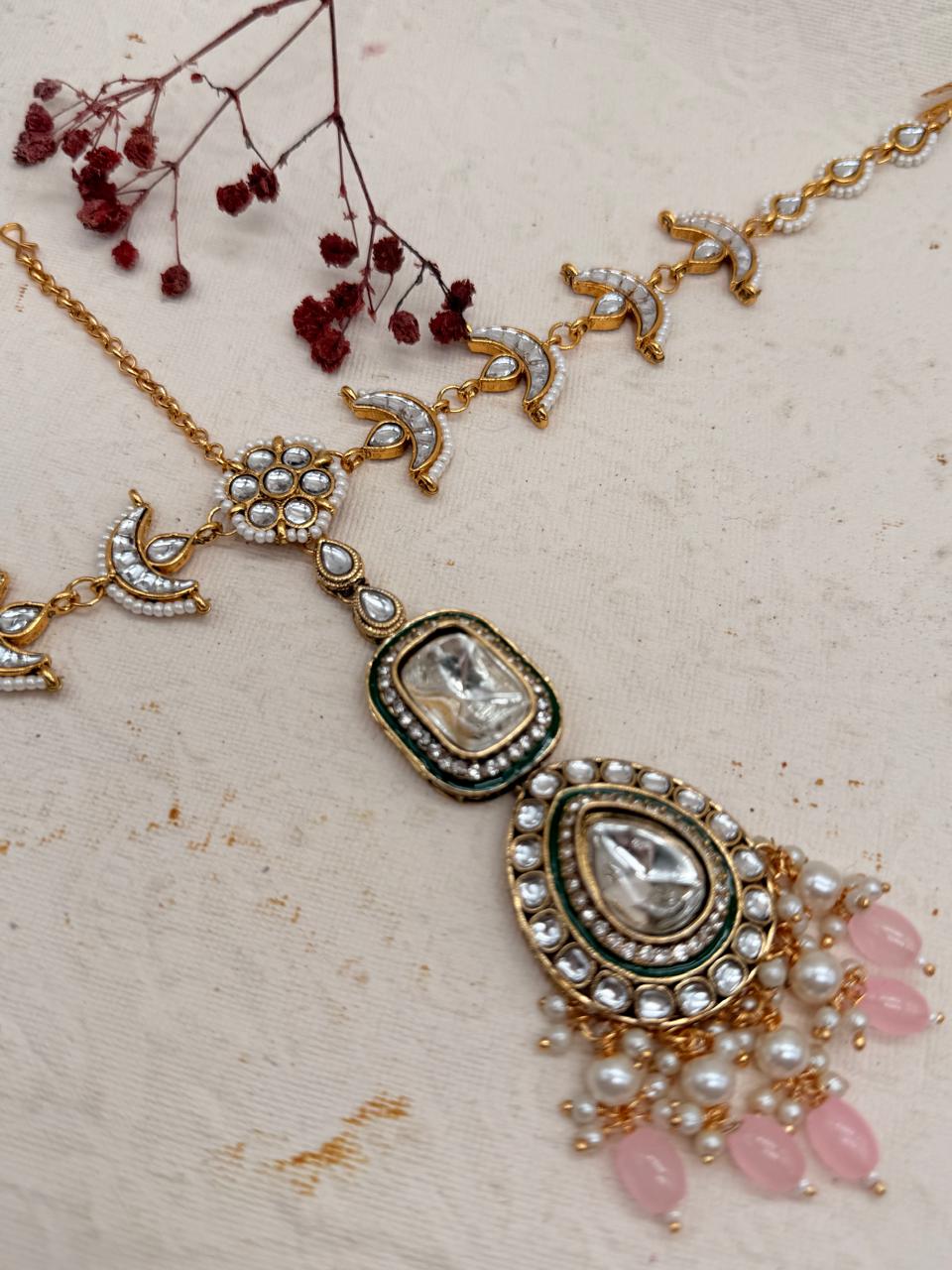 Gulnoor Rajwadi Kundan Replica Bridal Set