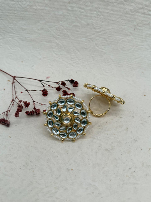 Gulnoor Rajwadi Kundan Bridal Set