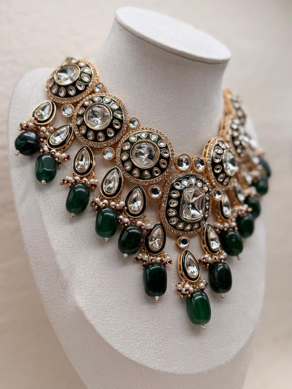 Rajvanshi Emerald Kundan Replica Bridal Set