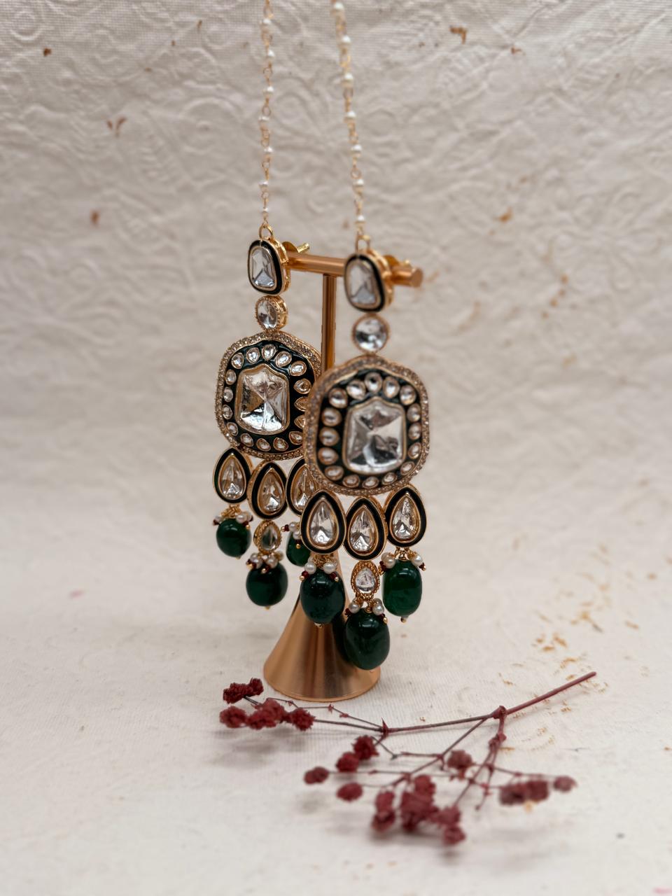 Rajvanshi Emerald Kundan Replica Bridal Set