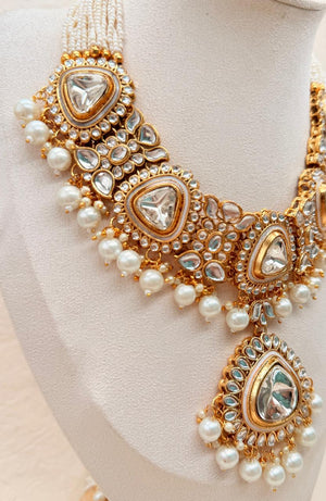 Rajratanika Kundan Bridal Set