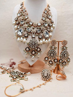Meenratna – Kundan Bridal Set