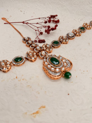 Rajratna Emerald – Kundan Bridal Set