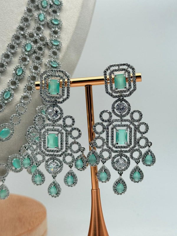 Queen’s Grace AD Necklace Set – Aqua