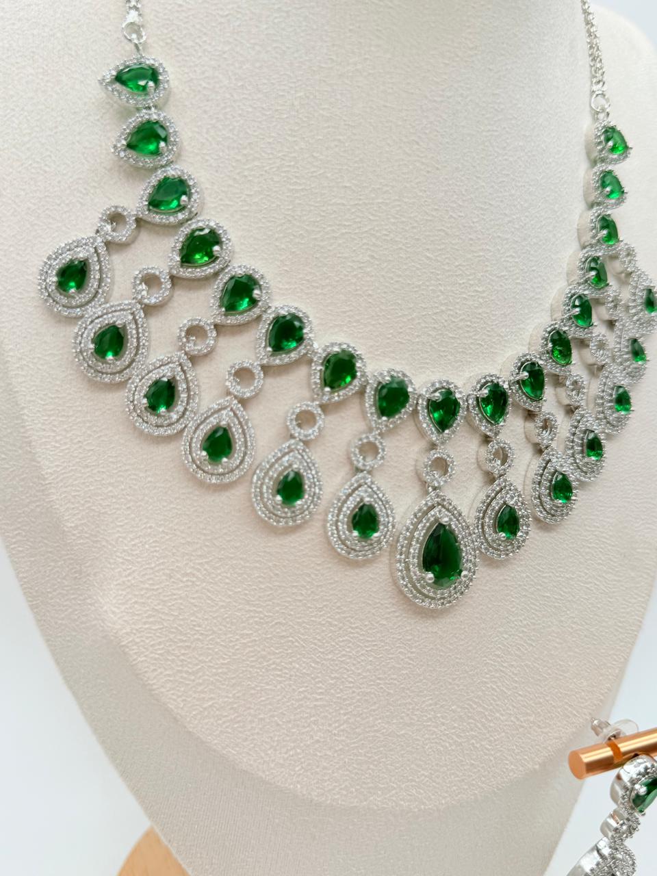 Crown Cascade AD Necklace Set – Emerald Edition