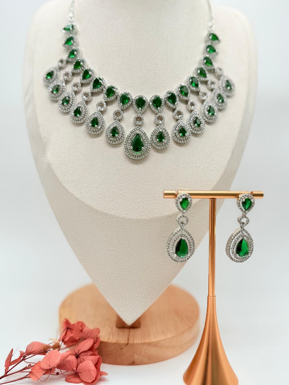 Crown Cascade AD Necklace Set – Emerald Edition