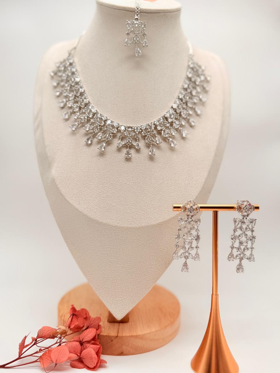 Clear Crystalfall AD Necklace Set