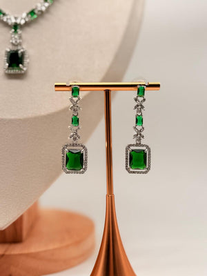 Emerald Radiance AD Necklace Set