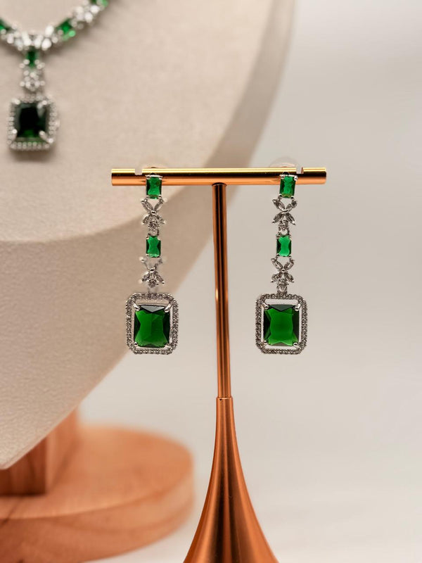 Emerald Radiance AD Necklace Set