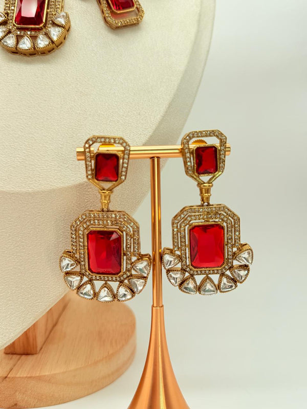 Maroon Majesty – Moissanite Necklace Set