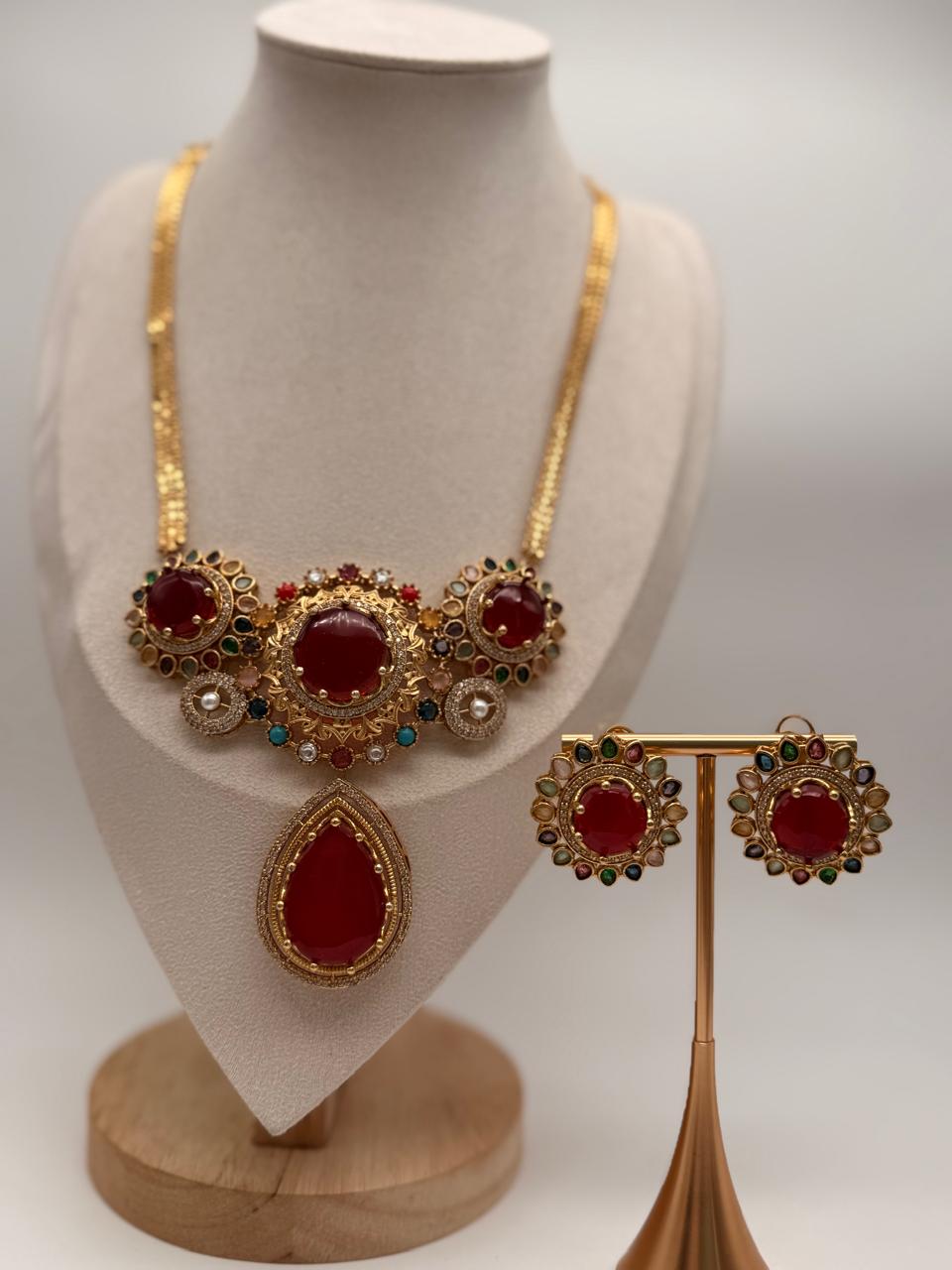 Maroon Royal Rosette Pendant Set