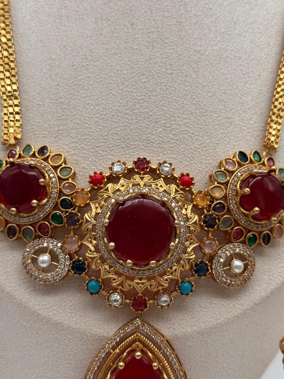 Maroon Royal Rosette Pendant Set