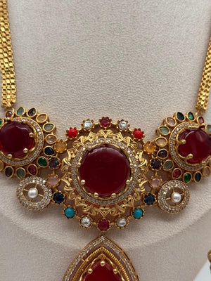 Maroon Royal Rosette Pendant Set