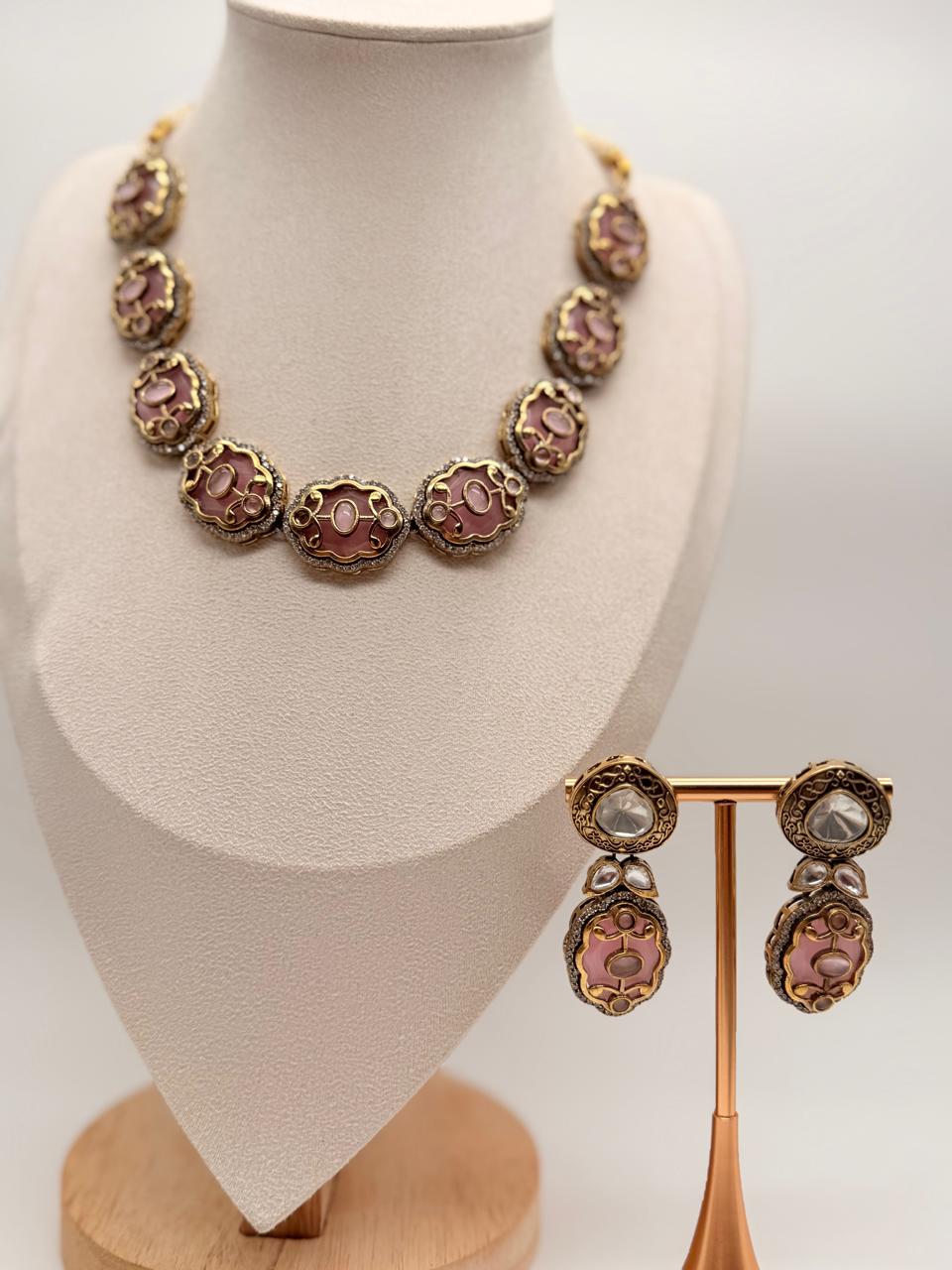 Ornate Rosaline Crest Necklace Set - Lavender-Pink Variant