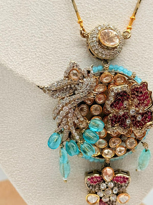 Palette of Petals Pendant Set