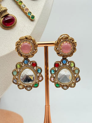 Vintage Jewel Chronicles Necklace Set