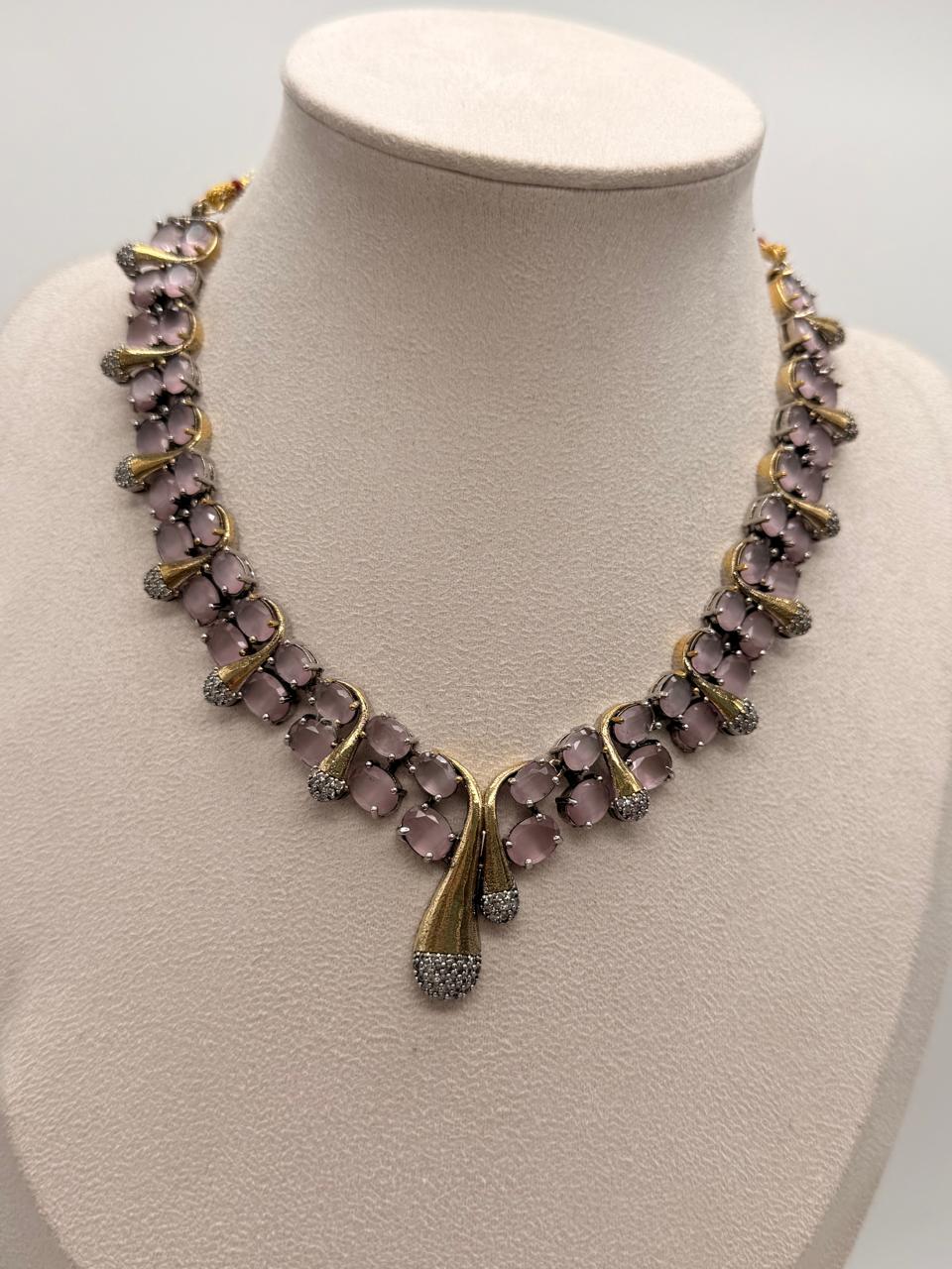 Rosy Wave Elegance Necklace Set - Lavender Variant