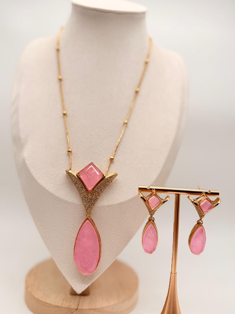 Blush Prism Pendant Set (Pink)
