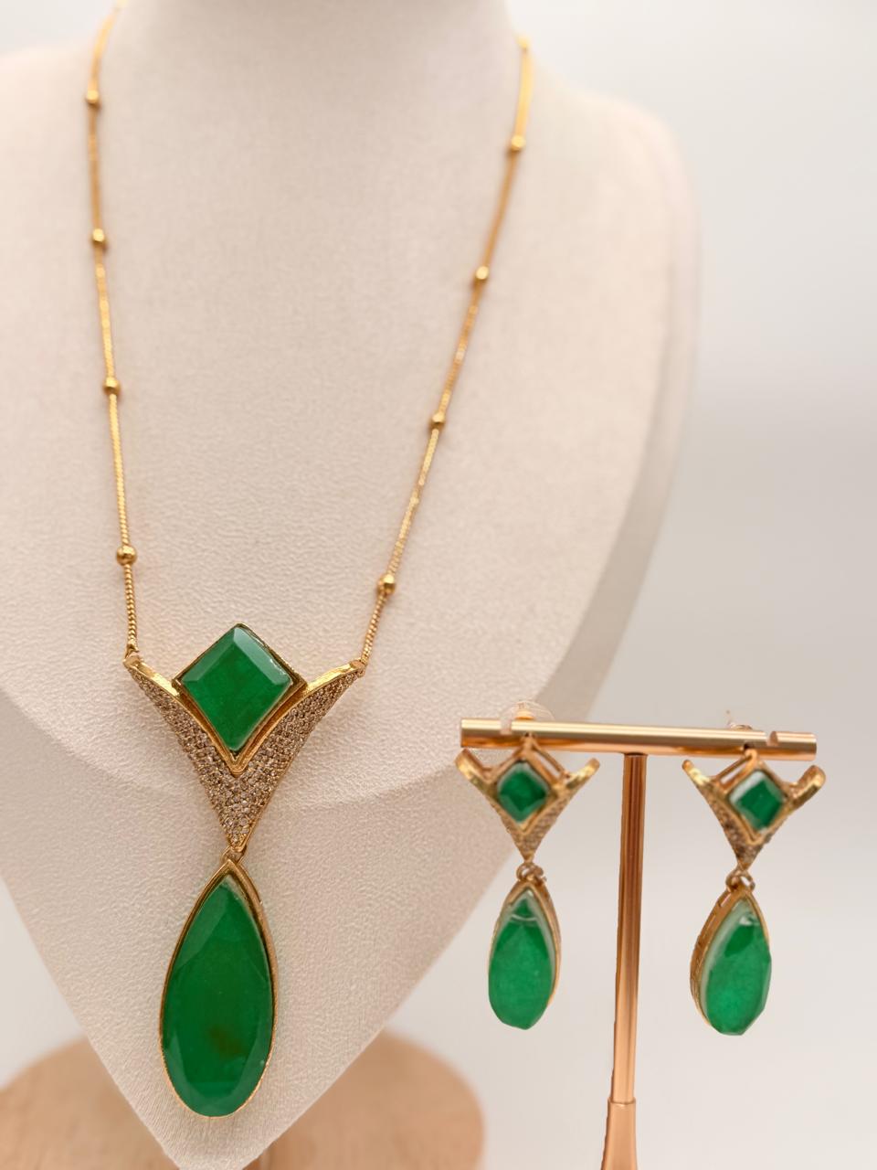 Emerald Prism Pendant Set