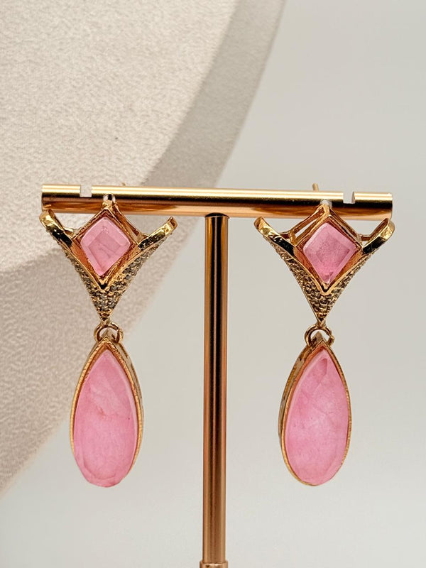 Blush Prism Pendant Set (Pink)