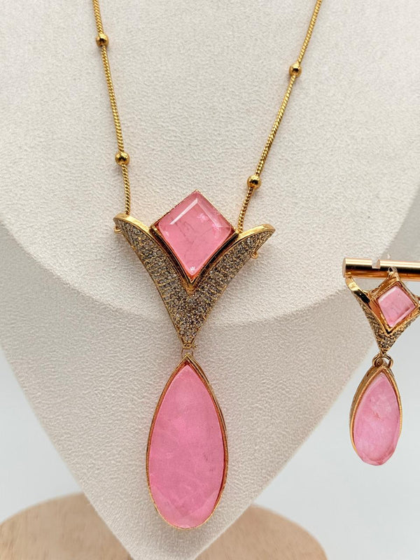 Blush Prism Pendant Set (Pink)