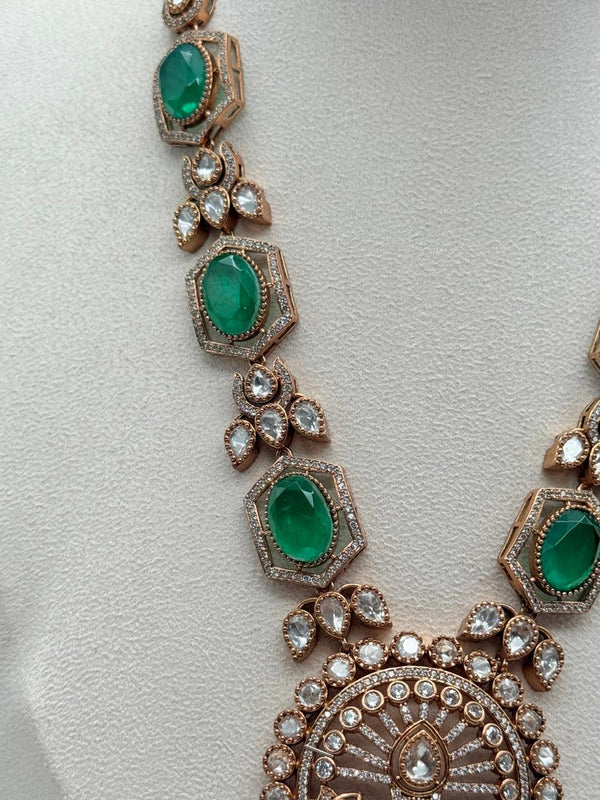 Rajwada Emerald Shringar Set