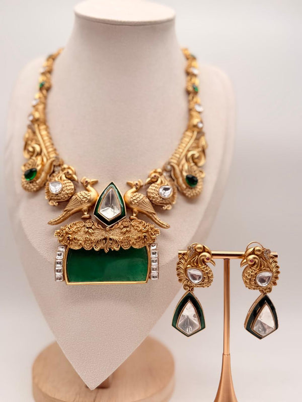 Crown of Emeralds Necklace Set