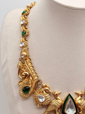 Crown of Emeralds Necklace Set