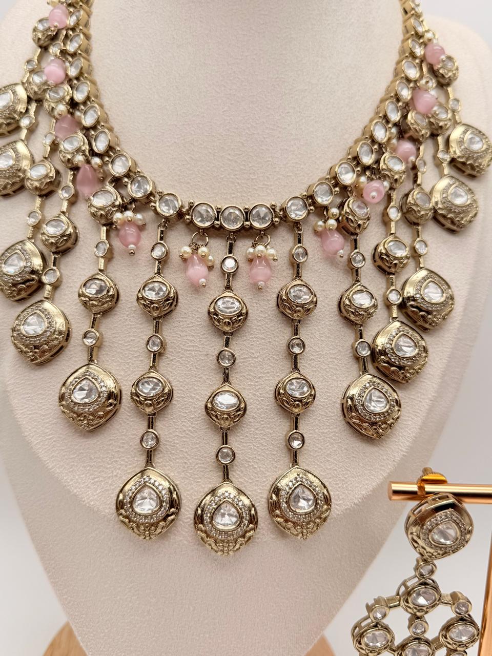 Lumiera Blush Necklace Set