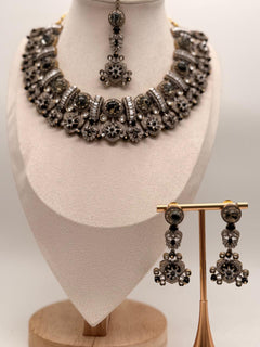 Aurevia Heirloom — Noir Necklace Set