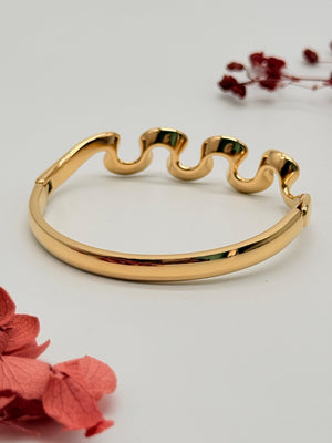 Wave Theory – Anti Tarnish Bracelet