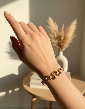 Wave Theory – Anti Tarnish Bracelet