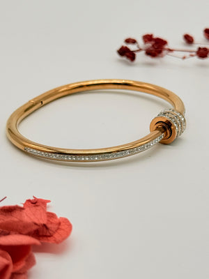 Glow Lock – Anti Tarnish Bracelet
