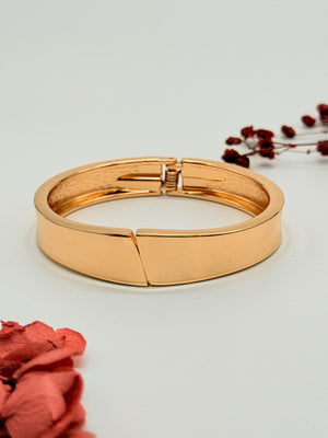 Mode: Gold Cuff – Anti Tarnish Bracelet