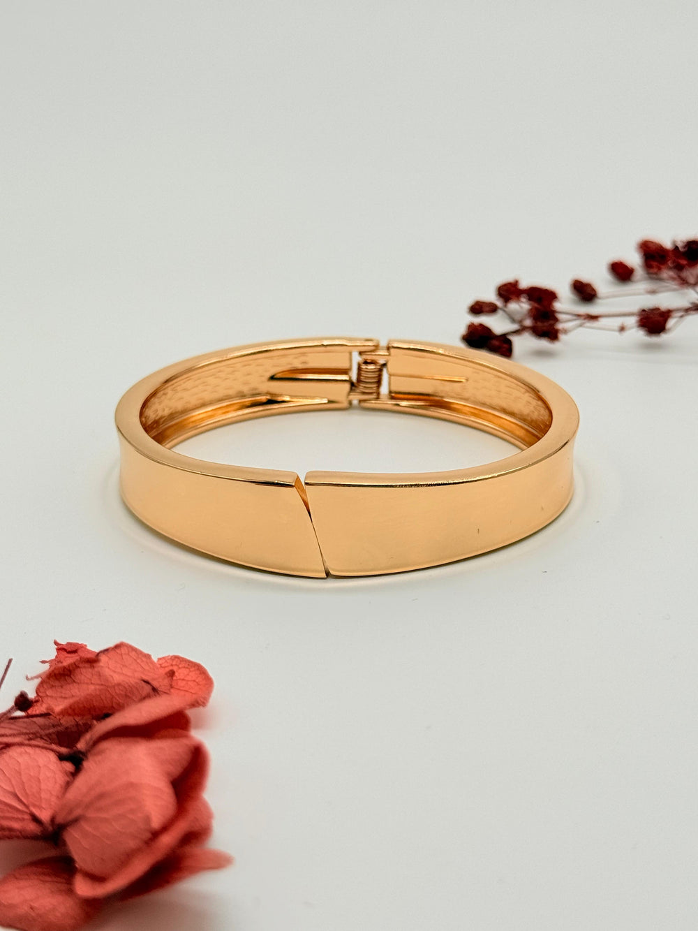 Mode: Gold Cuff – Anti Tarnish Bracelet