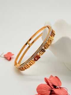 Icon Energy – Anti-Tarnish Luxe Bracelet