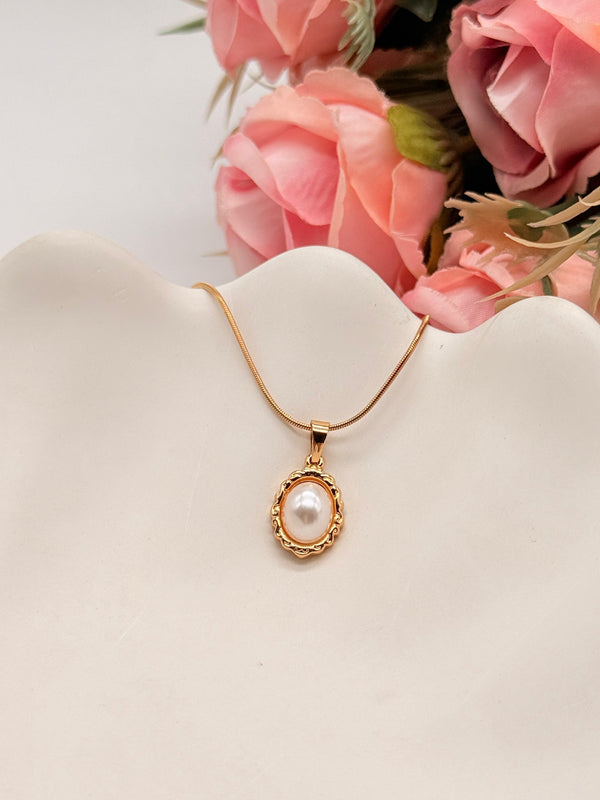 Classic Cutie  — Anti-Tarnish Necklace