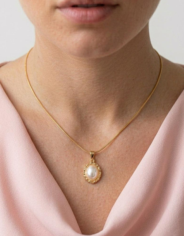 Classic Cutie  — Anti-Tarnish Necklace
