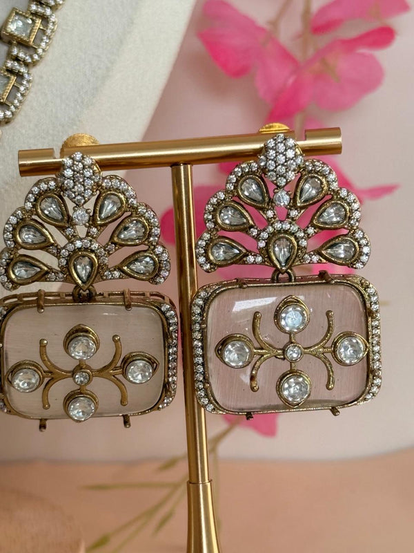 Royal Radiance – Silver Moon Mossonite Set