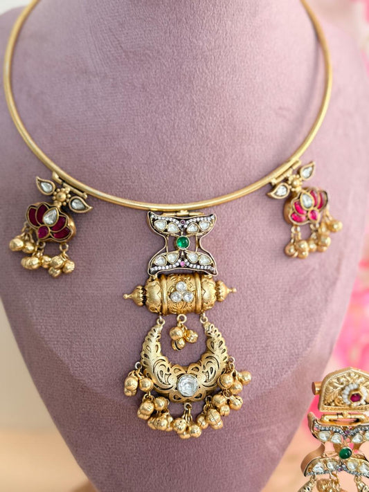 Ratnashree Hasli Set