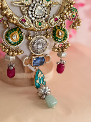 Imperial Charm Pachi Kundan Hasli