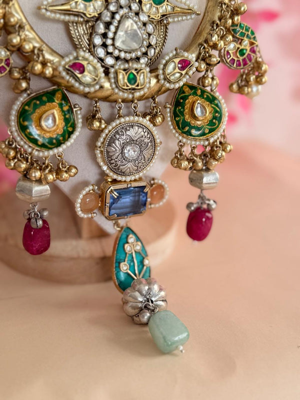 Imperial Charm Pachi Kundan Hasli