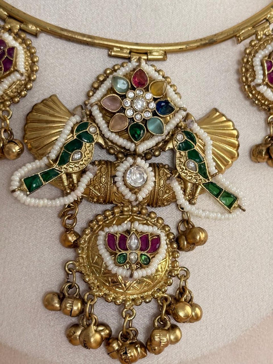 Antique Grace Hasli Set