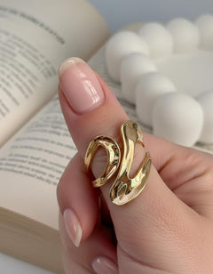 Fluid Flex –  Anti Tarnish Adjustable Dainty Ring
