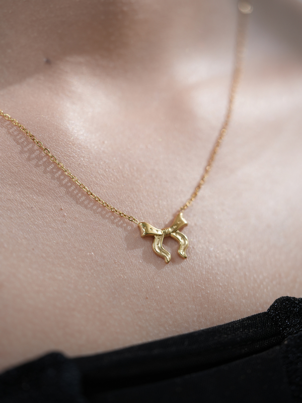 Golden Knot – Bow Charm Gold Plated Anti-Tarnish Necklace