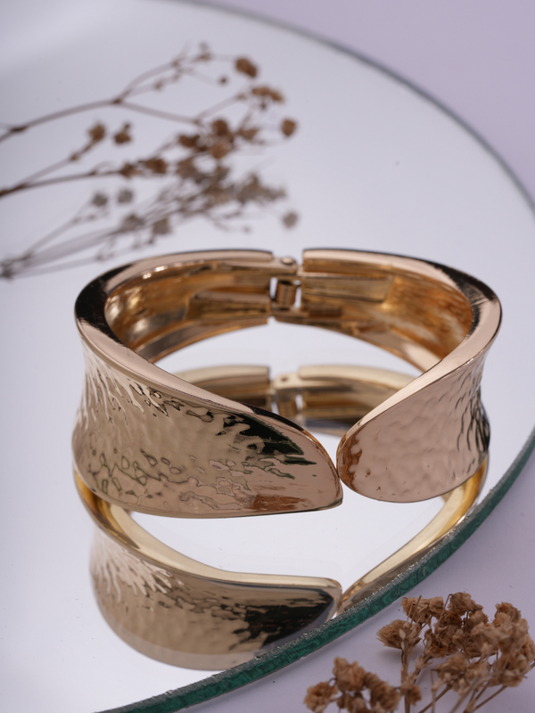 Ripple Riot – Anti Tarnish Bracelet