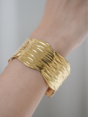 Aura Cuff – Anti Tarnish Bracelet