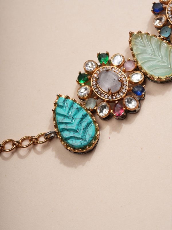 Garden Muse Carved Gem Choker & Earrings Set