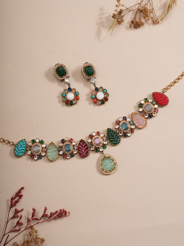 Garden Muse Carved Gem Choker & Earrings Set