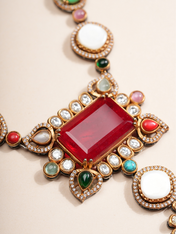 Royal Heritage Necklace Set